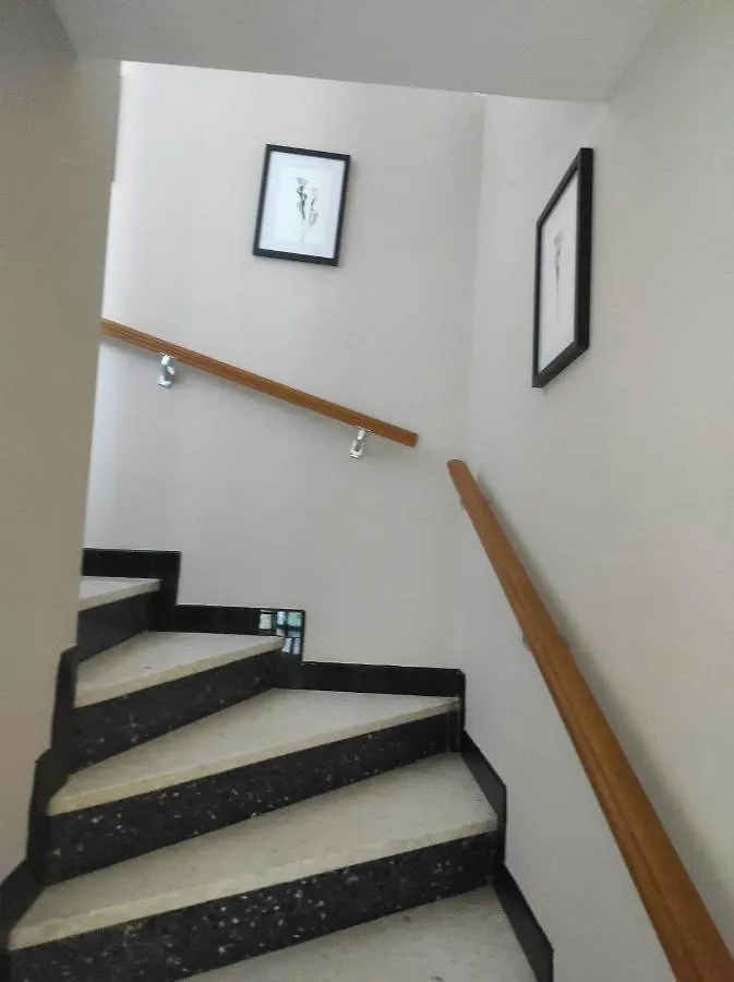 Gite 6 Personnes Aubenas Saint-Didier-sous-Aubenas Apartment